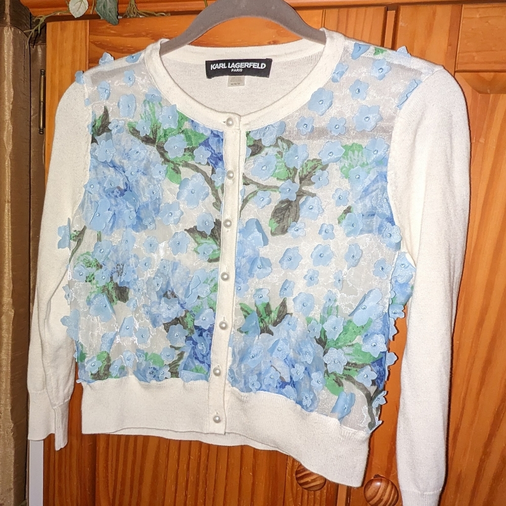 Karl Lagerfeld Paris women's applique cardigan. Size M